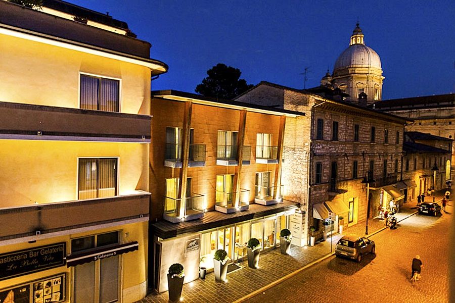 Dal Moro Gallery Hotel Assisi Exterior photo